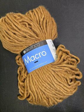 BERROCO MACRO YARN 50% WOOL, 10% ALPACA, 40% ACRYLIC Color 6711